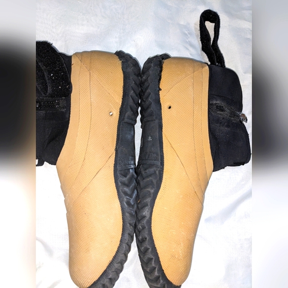 FOREVERLAST Ray-Guard Reef Boots - Picture 4 of 8